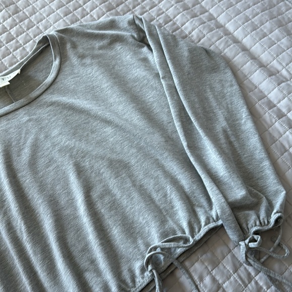 Ladies long sleeve crop top - Picture 3 of 4